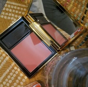 Estee Lauder Pure Color Envy blush